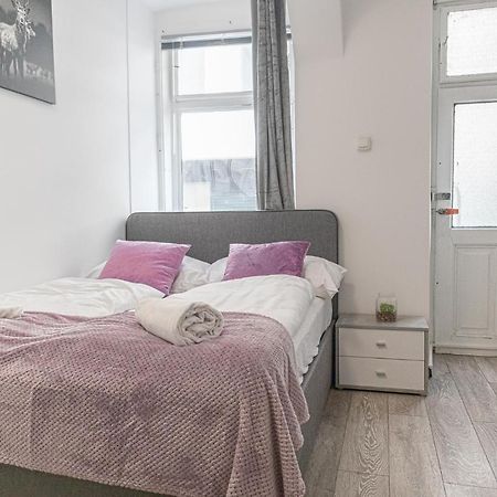 Cozy Room @ Hauptbahnhof - Well Situated & Central Виена Екстериор снимка